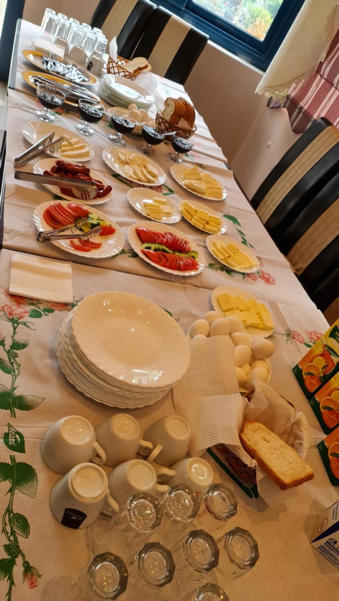 Hotel Parku I Palmave Gjirokastër 外观 照片
